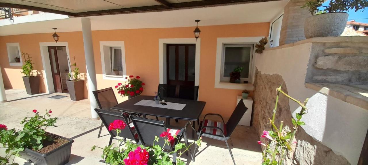 Casa Simeti Apartment Porec Exterior photo